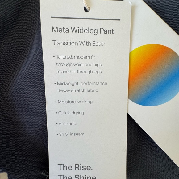 Vuori women’s Mela wide leg pant Small charcoal
New with tags - Picture 4 of 6